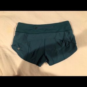 Lululemon 2.5” speed short